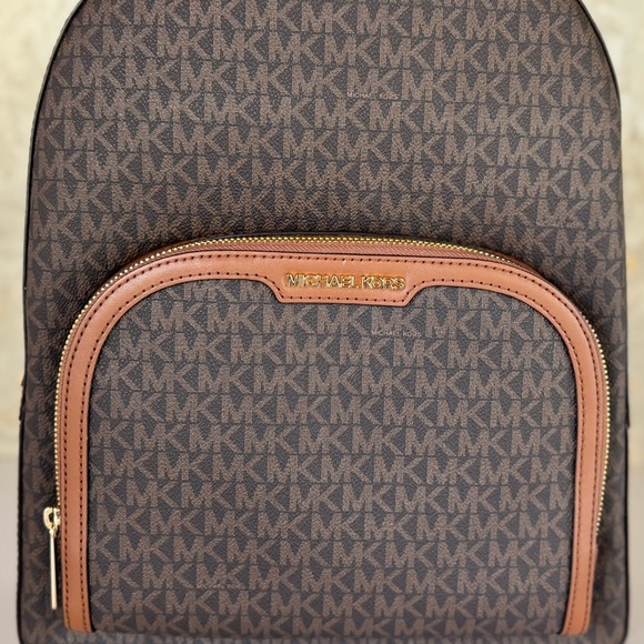 Michael Kors Jaycee Large Zip Pocket Backpack MK Brown - Picture 13 of 13